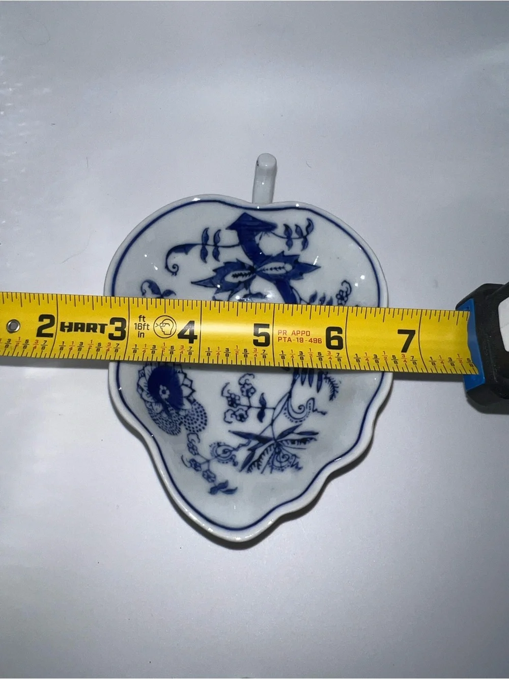 Blue Danube leaf shaped dish